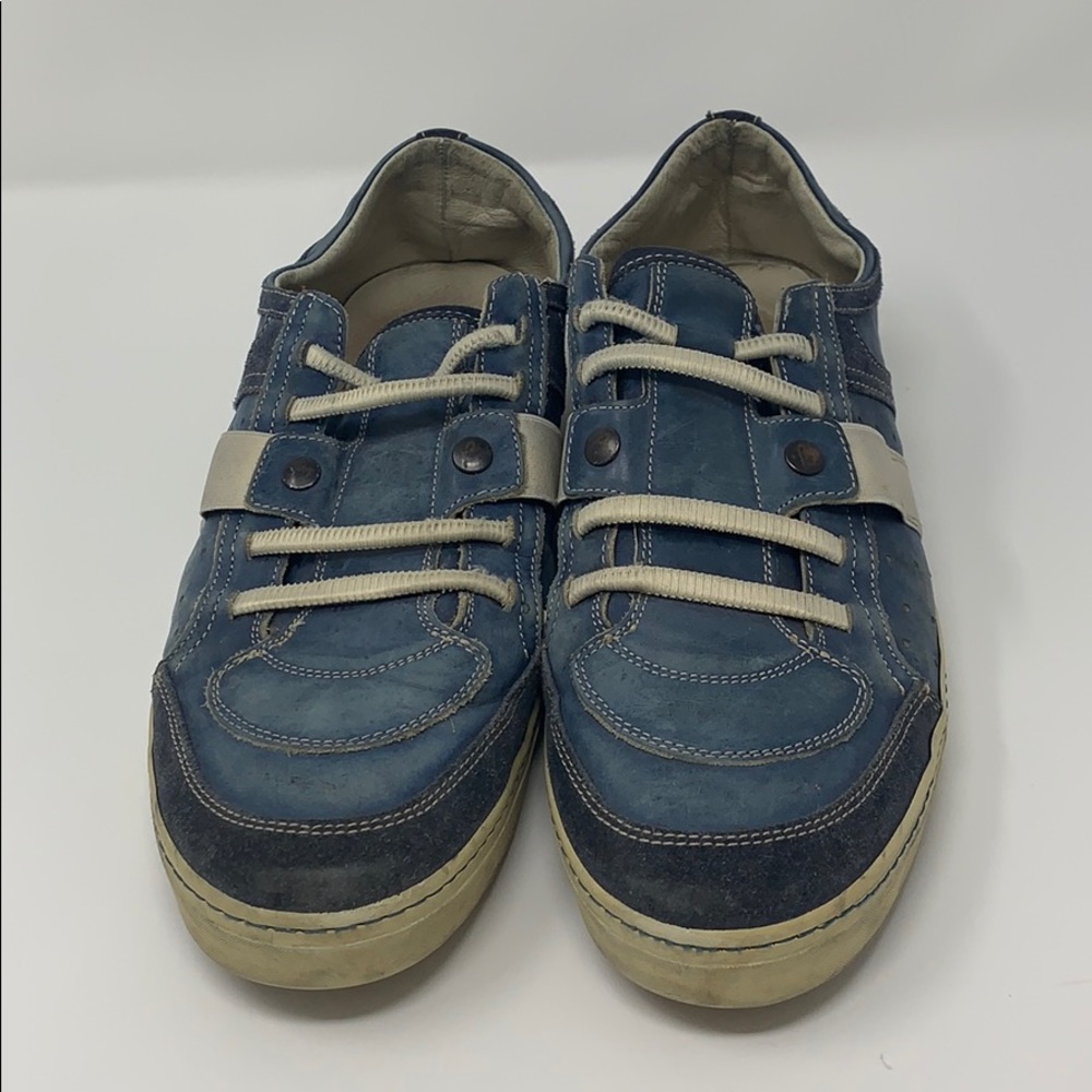 Italian deck shoes: stitching perfect; heel worn